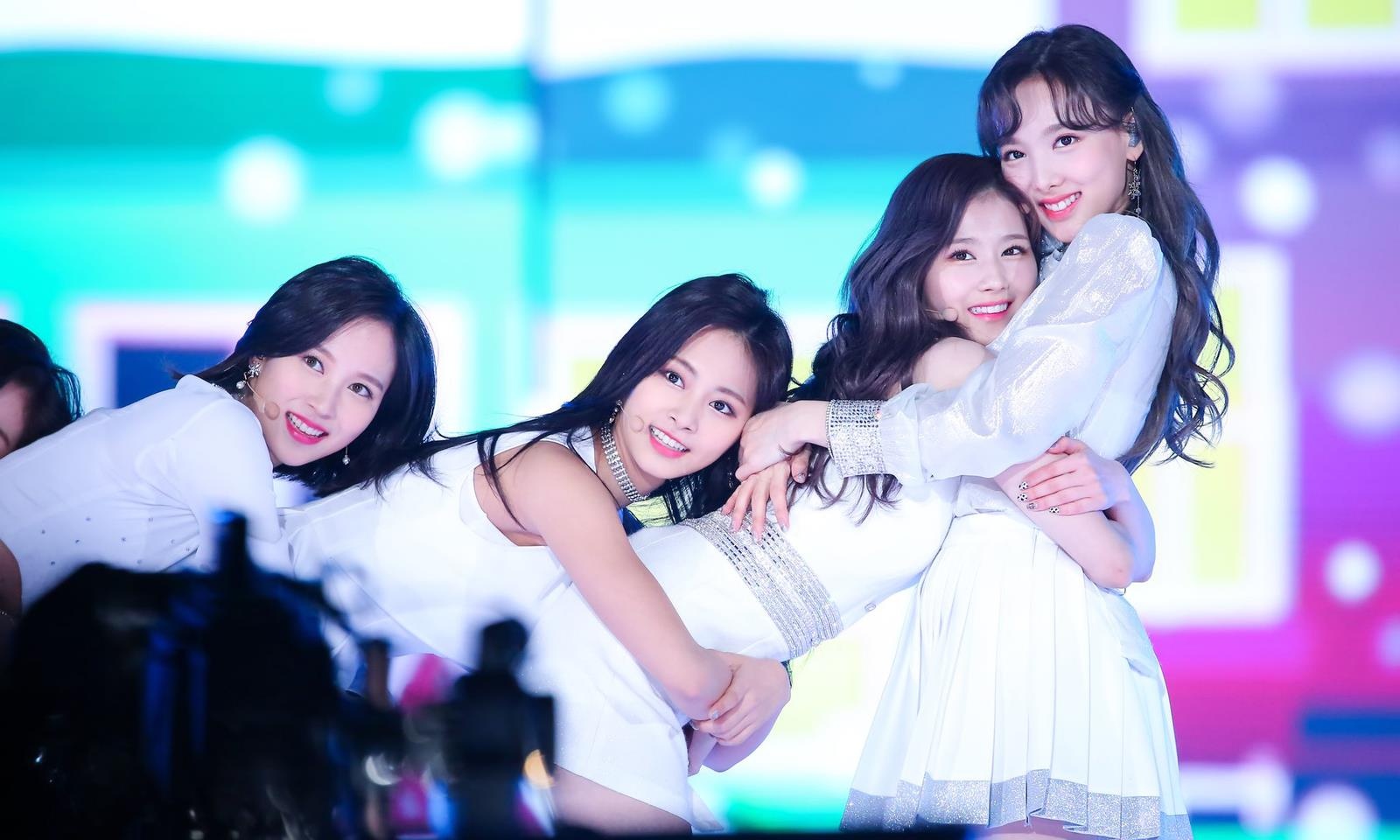 Seungri va su ban thiu dang sau ve hao nhoang cua Kpop hinh anh