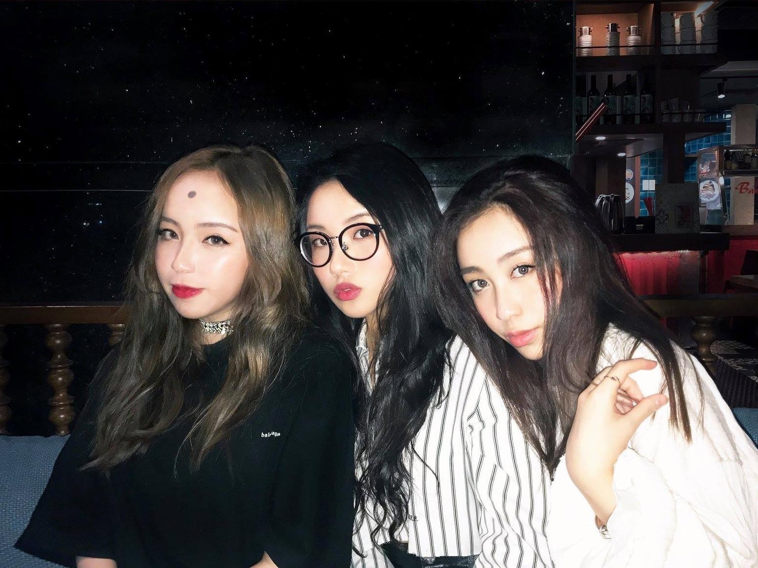 nhom nhac 10X xinh dep anh 2