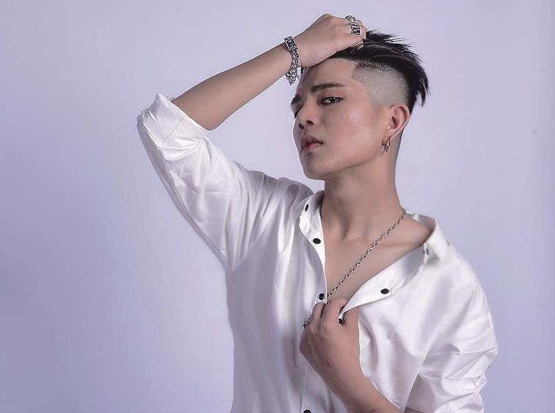 Quang Anh thay doi guong mat anh 3