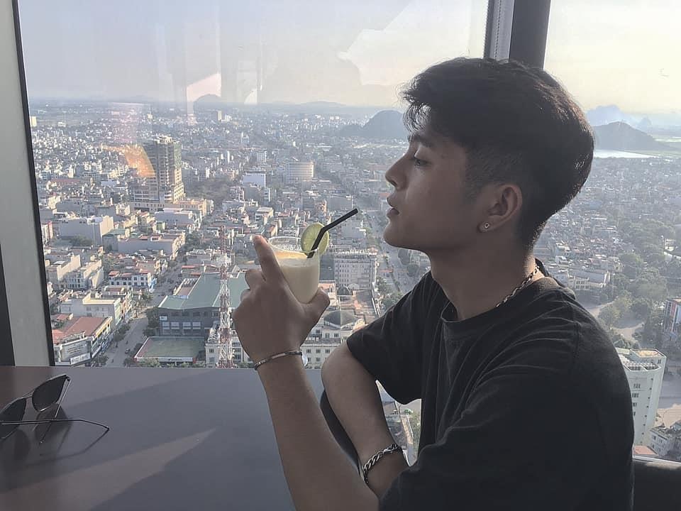 Quang Anh thay doi guong mat anh 9