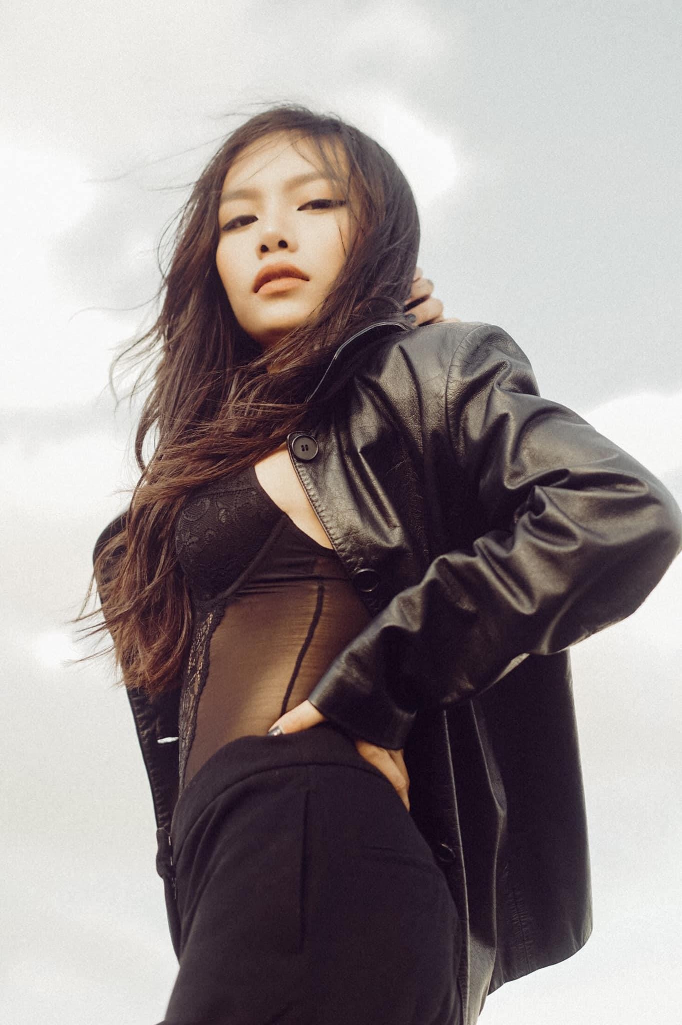 Vu thao my mac bikini anh 8