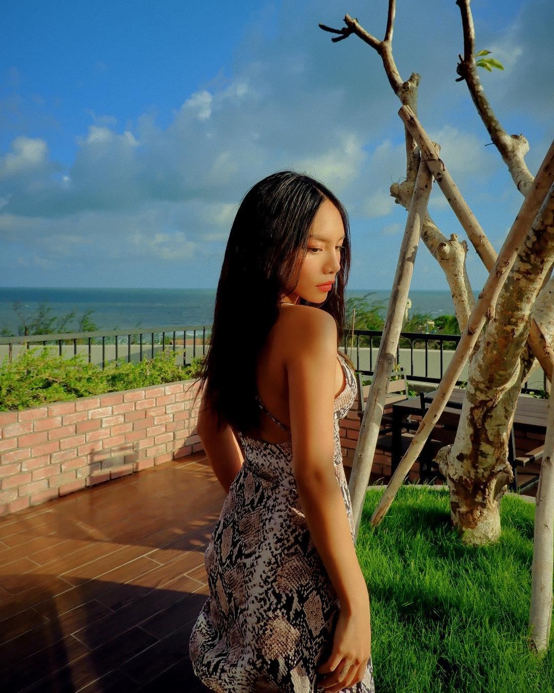 Vu thao my mac bikini anh 3