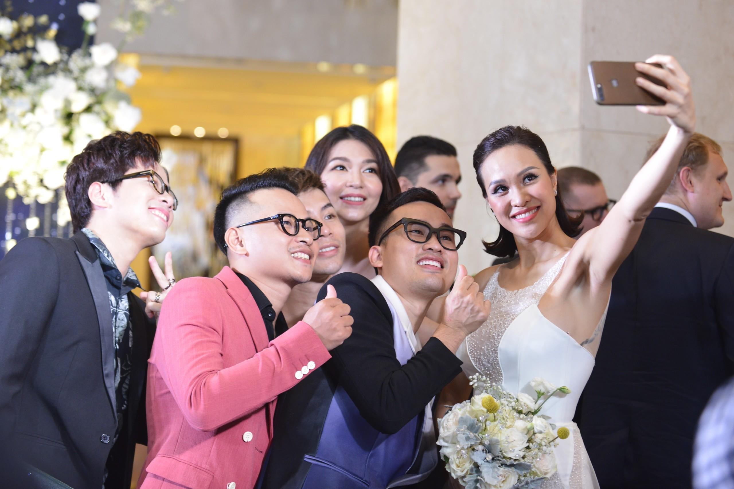 Phuong Mai trong ngay cuoi voi chong anh 5