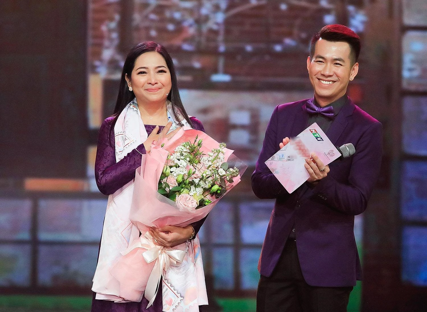 MC quynh huong chia tay thay loi muon noi anh 2