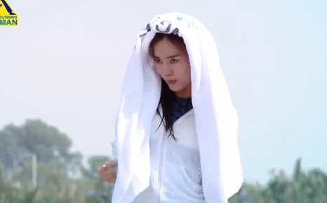 Lan Ngoc gay cuoi khi nhay vu dao cua Bao Anh o 'Running Man' hinh anh