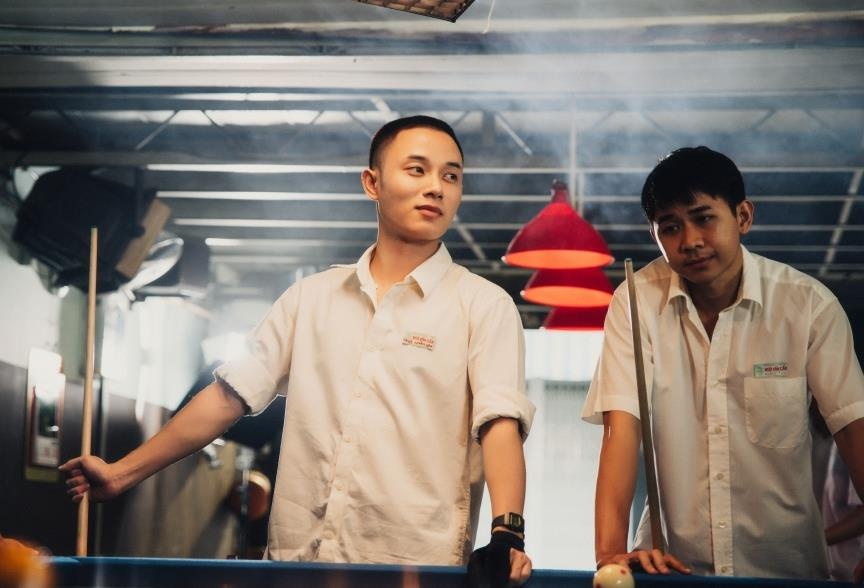 Truc nhan gay xuc dong voi MV ve me anh 1