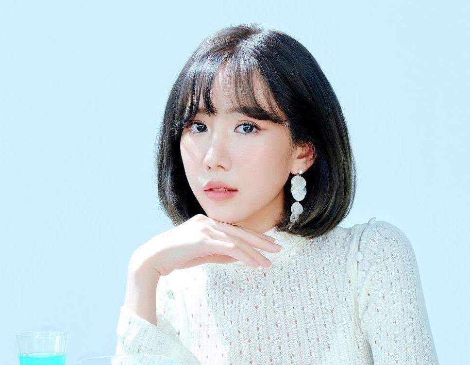 Tac gia 'Dung yeu nua, em met roi' phu nhan dao nhac Taeyeon (SNSD) hinh anh