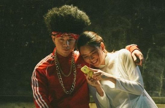 Tiep tuc tinh tu gai xinh, rapper Binz van bi che mot mau hinh anh