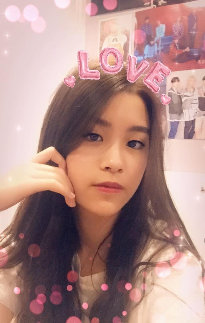 Co gai Viet gay chu y tai Han QUoc anh 3