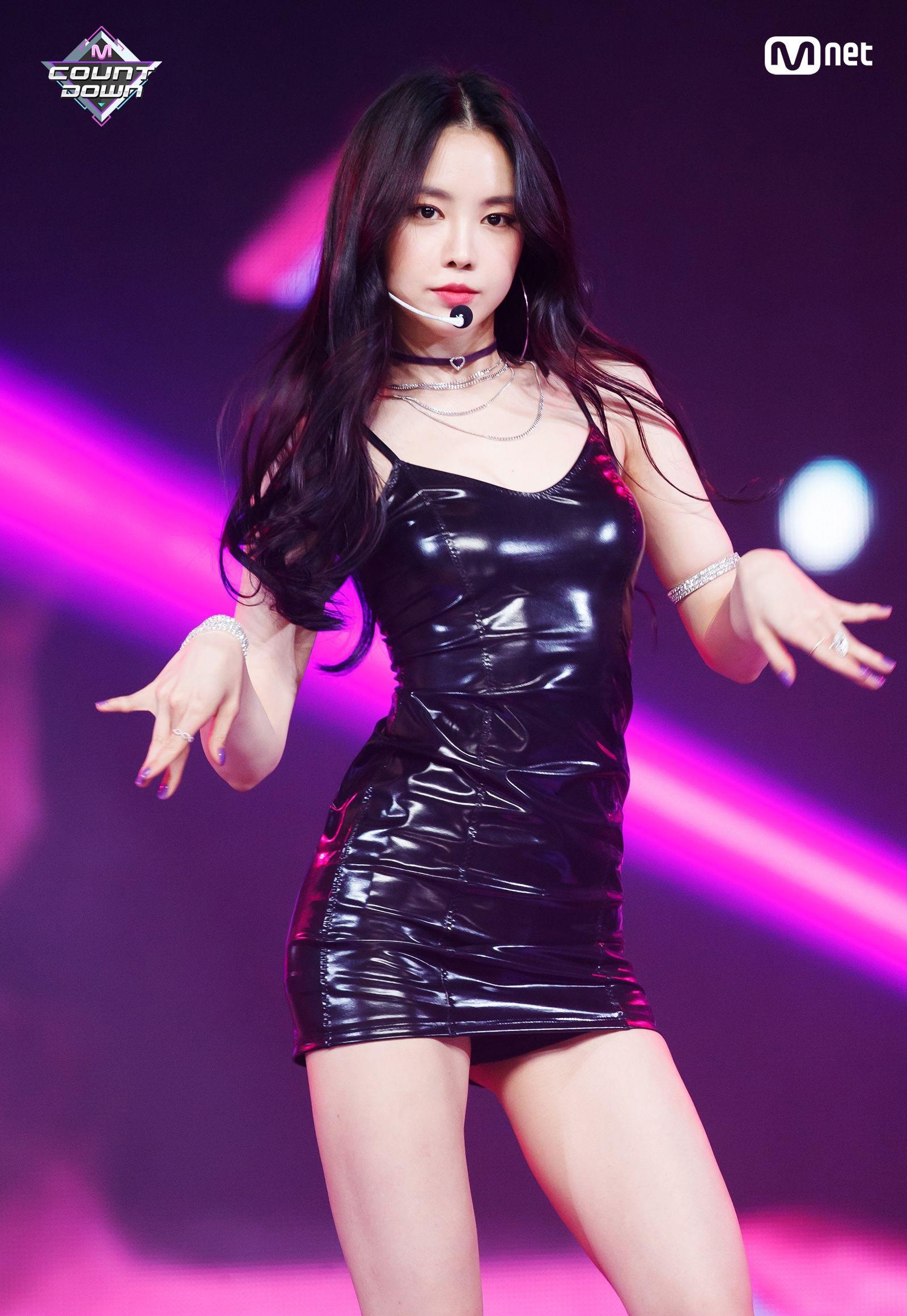 Son Na Eun du lich da nang anh 8