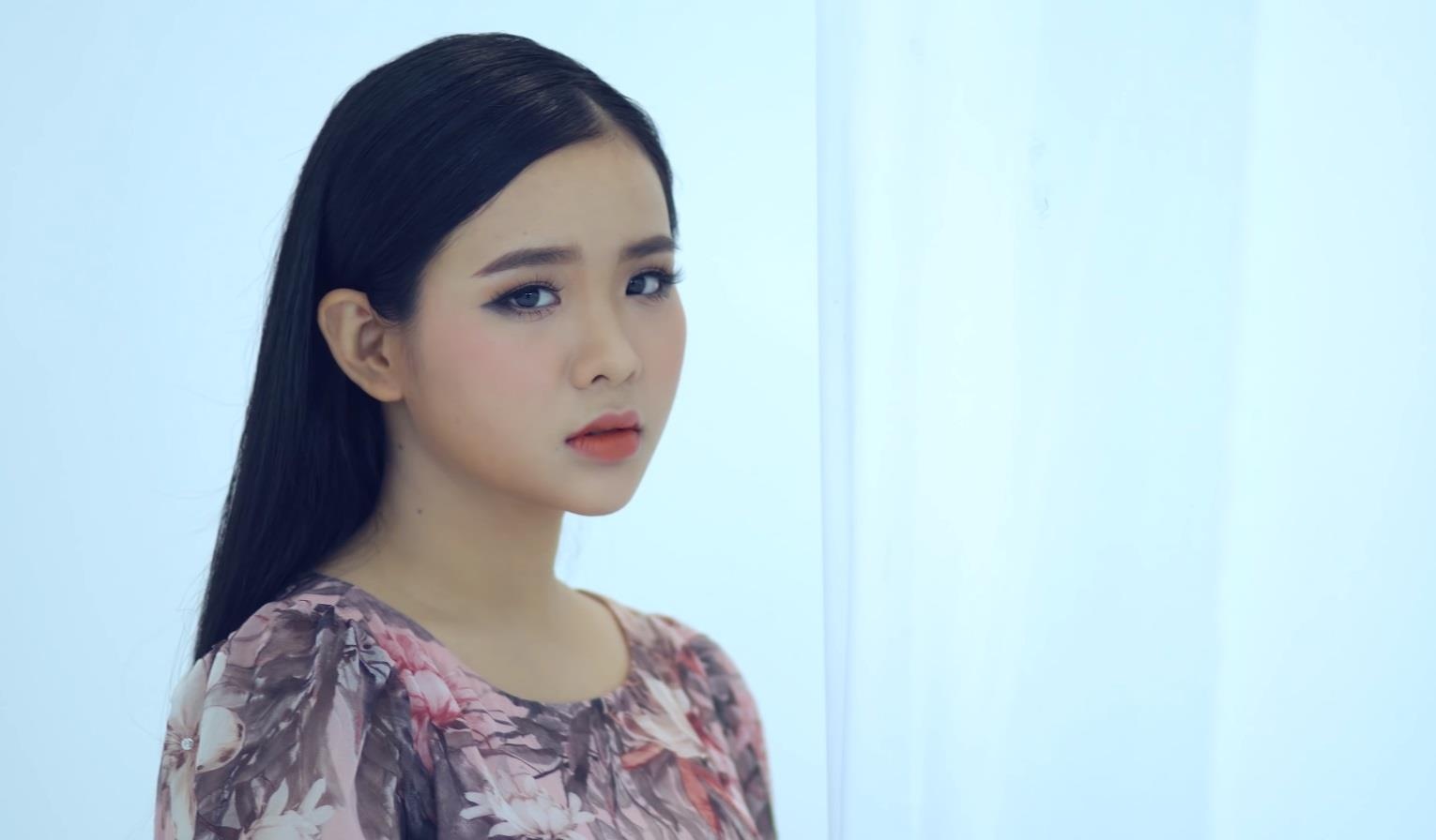 Quỳnh Trang hát sáng tác của Mạnh QUỳnh ảnh 1 Quynh Trang hat sang tac cua Manh QUynh anh 1