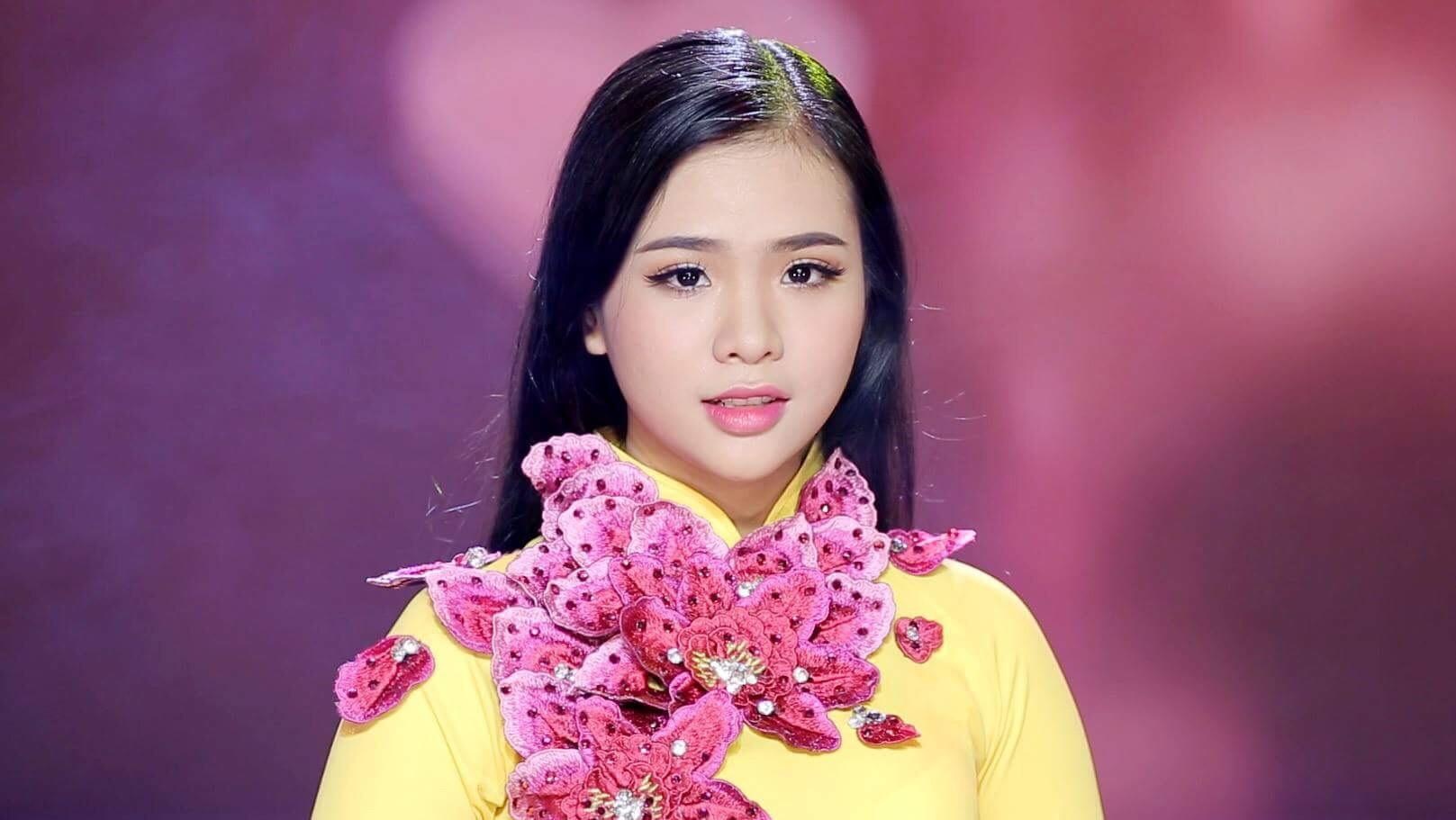 'Thien than bolero' Quynh Trang hat ngot ca khuc do Manh Quynh tang hinh anh