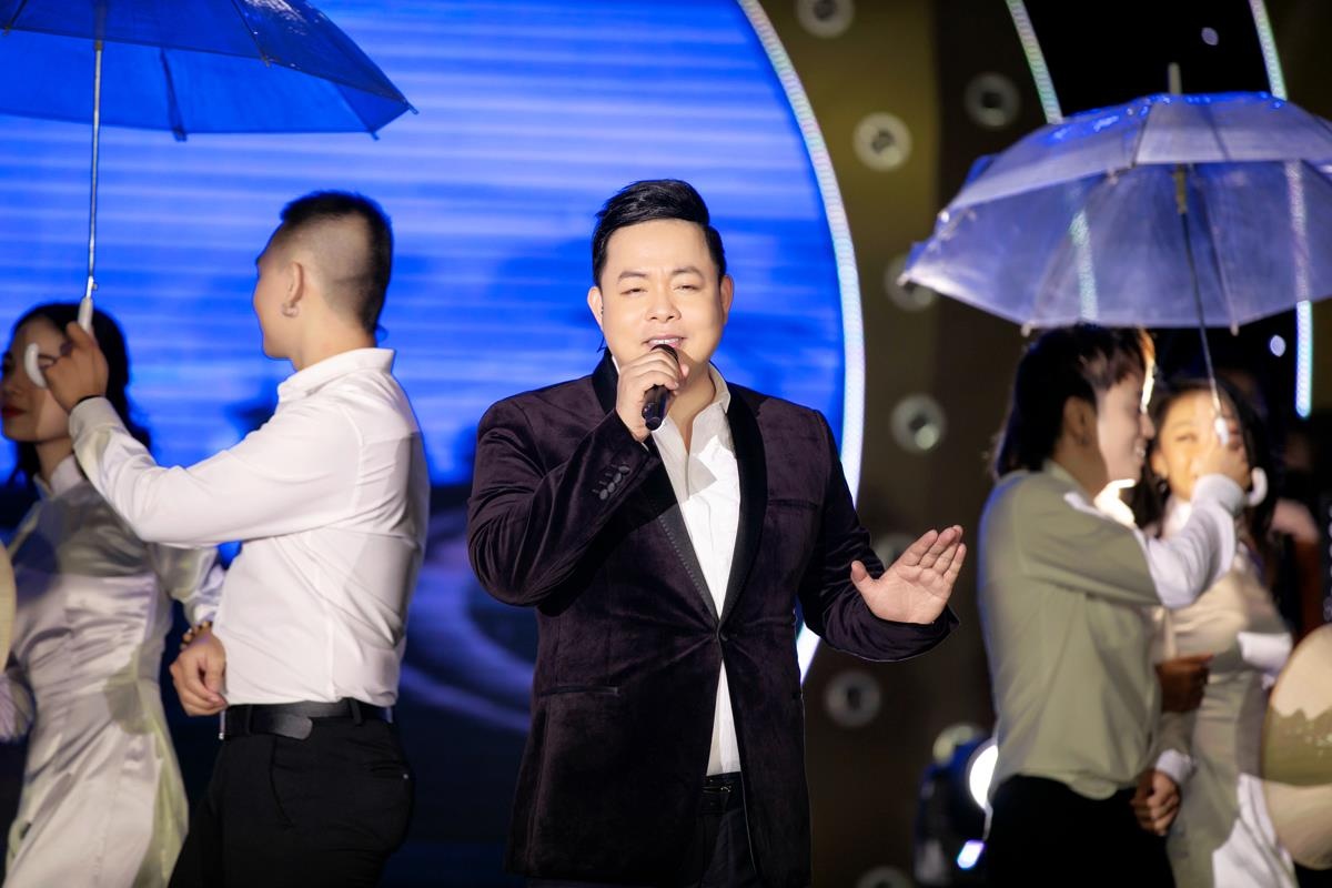 Phuong My chi song ca quoc bao anh 3