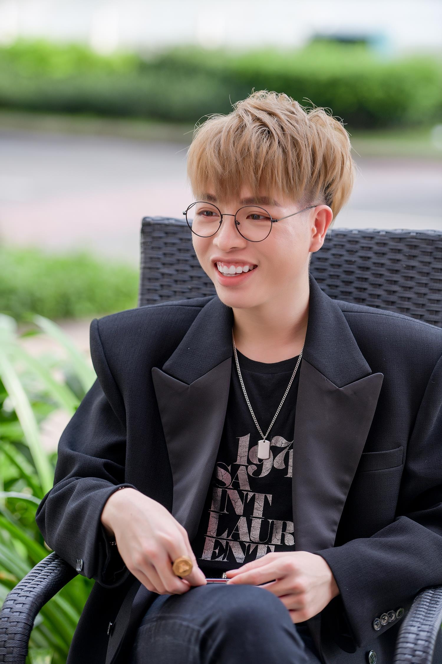 Đức Phúc mua nhà, xe tiền tỷ ảnh 3 Duc Phuc mua nha, xe tien ty anh 3