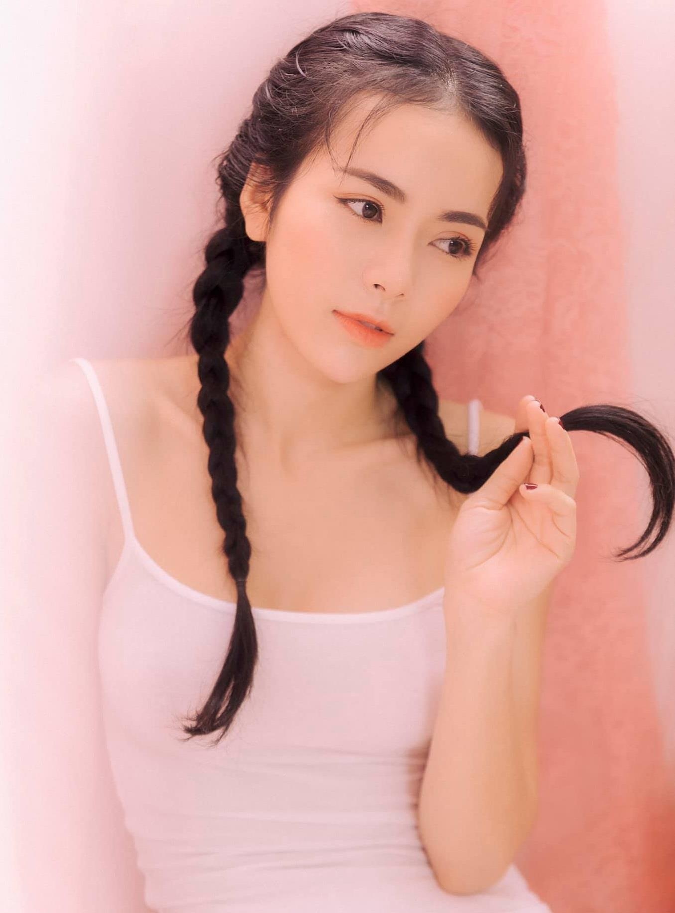 Kim Thành nói về hình khiêu gợi ảnh 3 Kim Thanh noi ve hinh khieu goi anh 3