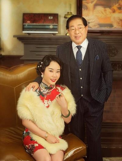 ca si 9x lay chong 71 tuoi anh 2