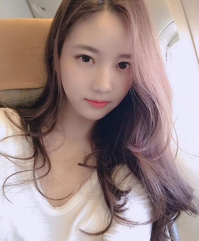 Kieu nu 9X khien YG lao dao anh 7