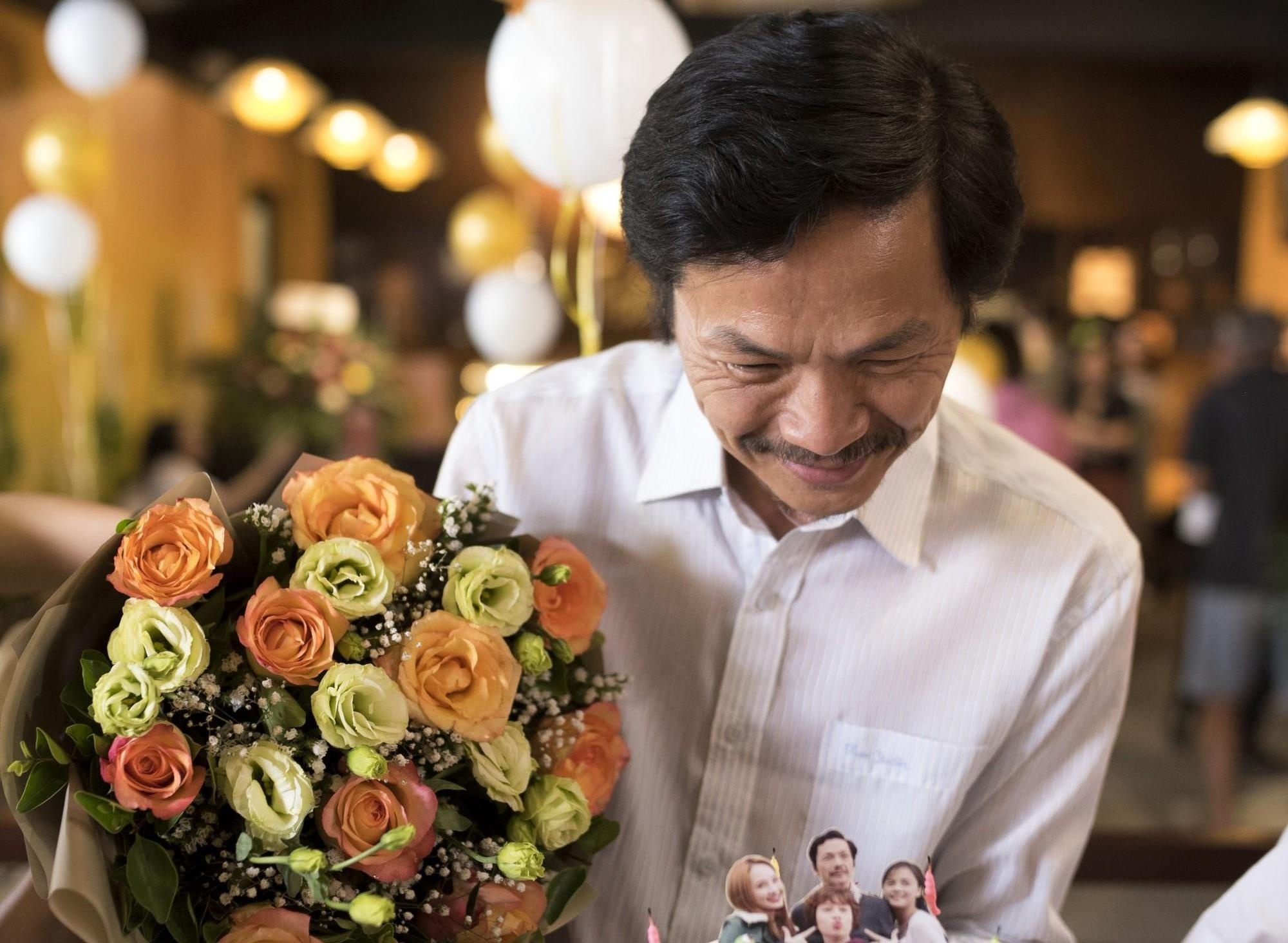 Dan sao 'Ve nha di con' chuc mung sinh nhat 'bo Son' hinh anh