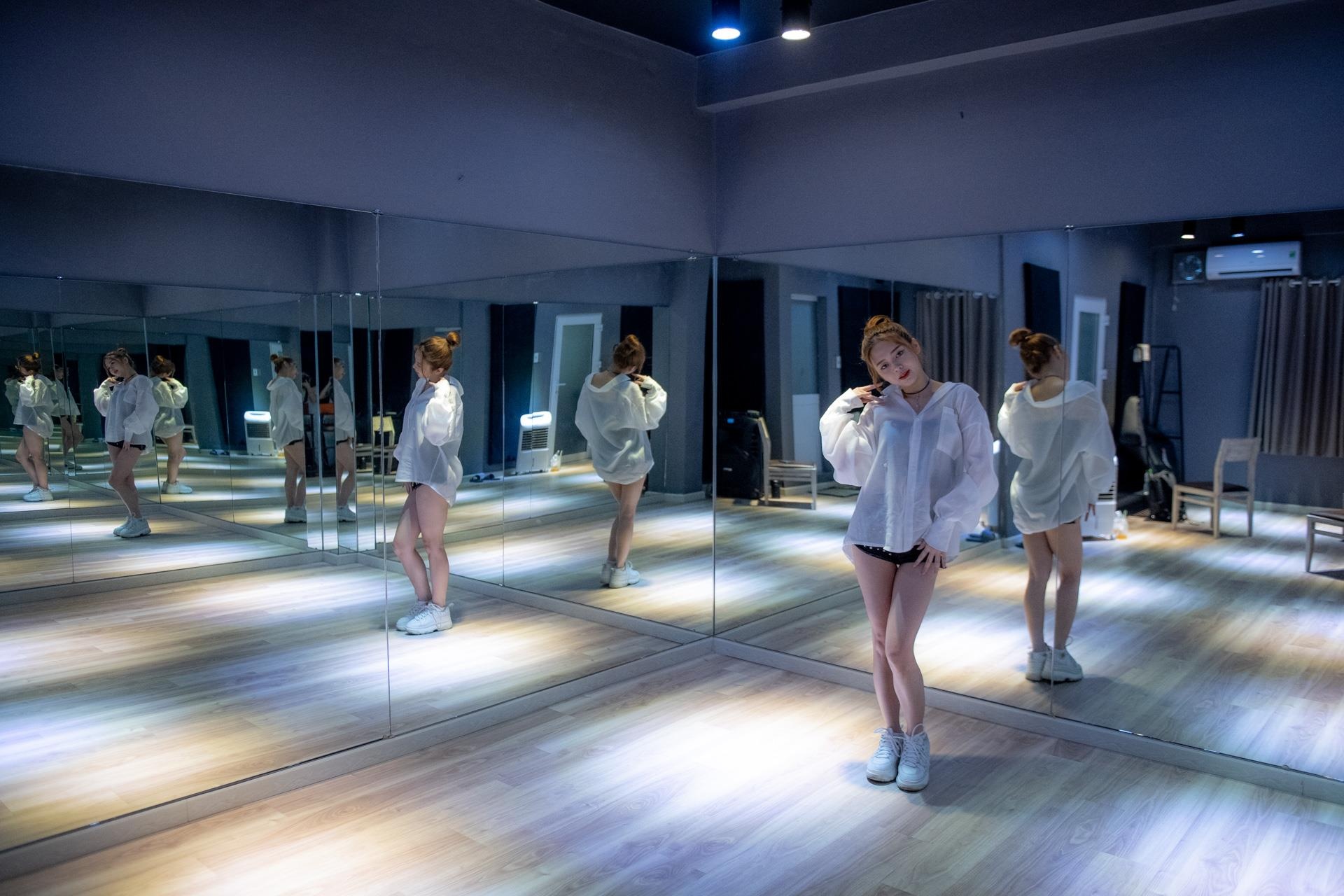 nhan sac ban gai Trinh thang binh anh 8