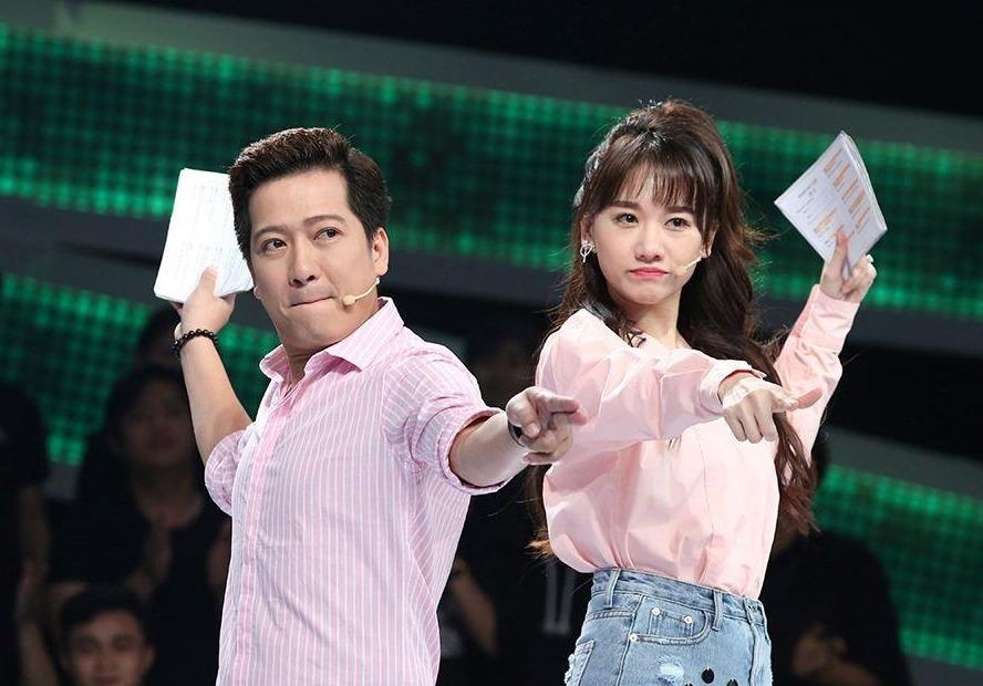 Nhung lan Truong Giang gay tranh cai khi lam dung doi tu gay cuoi hinh anh