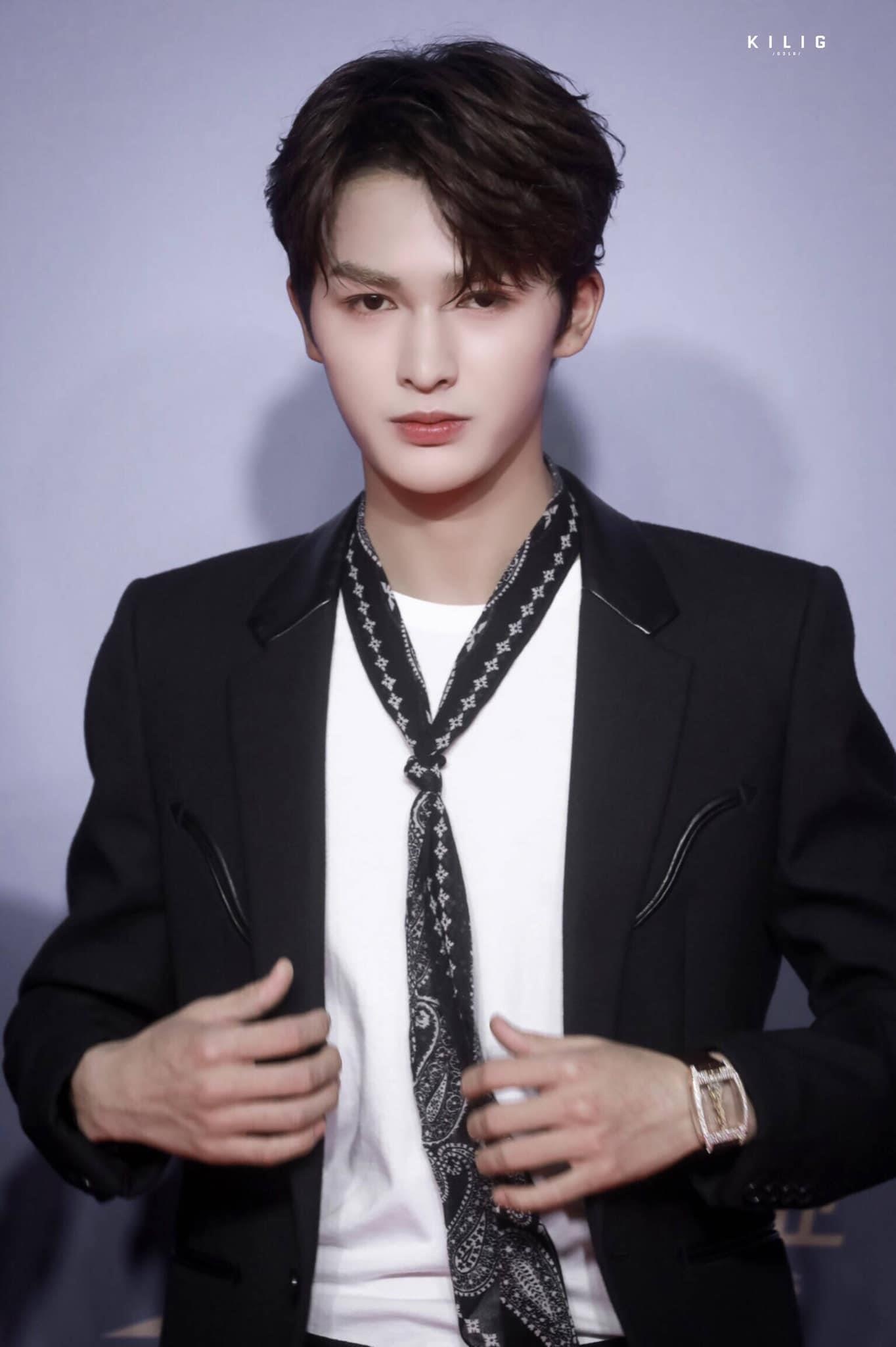 ngo can ngon xinh dep tren tham do anh 7