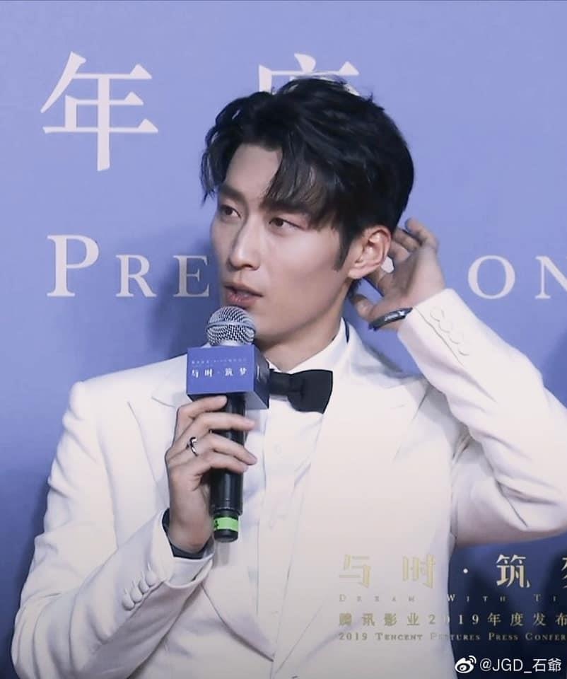 ngo can ngon xinh dep tren tham do anh 8