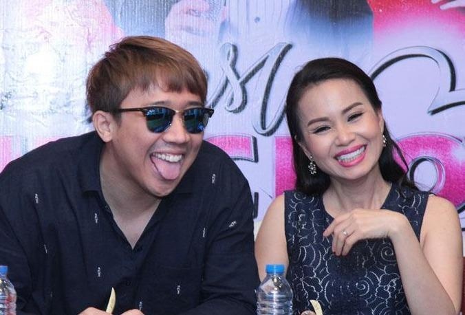 Tran Thanh gay cuoi khi boc me chi em Cam Ly, Minh Tuyet tren ghe nong hinh anh