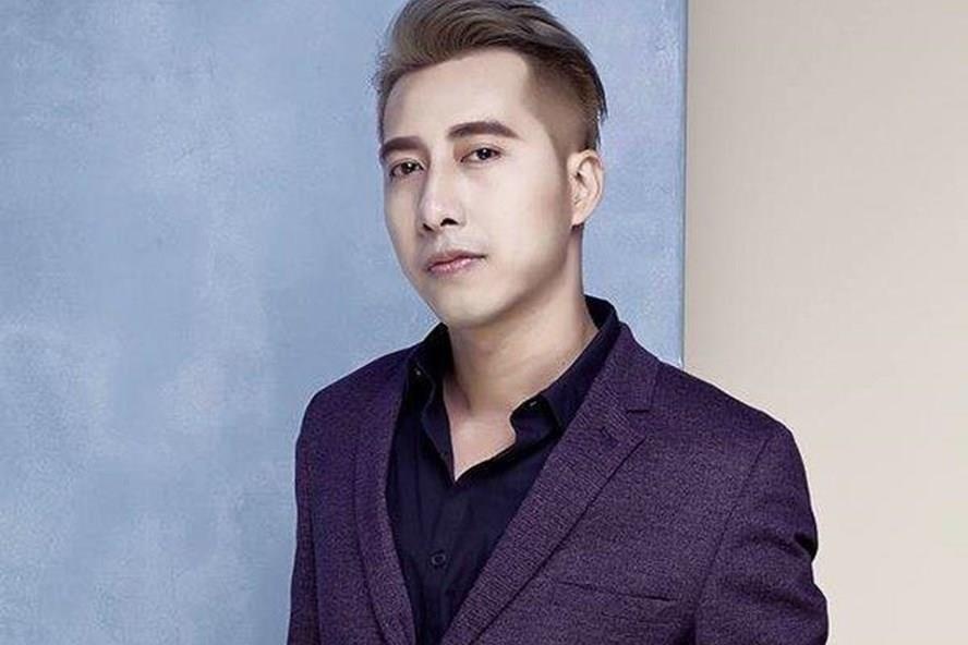 OnlyC de doa chiem ngoi vuong cua Quan A.P tren #zingchart tuan hinh anh