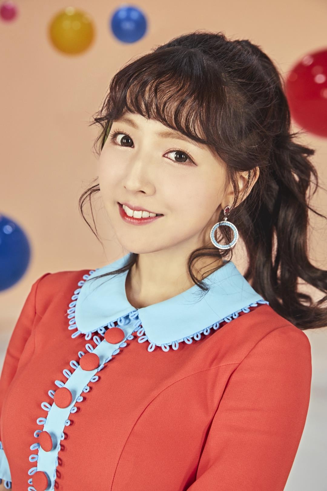 nhom nhac co dien vien khieu dam anh 8