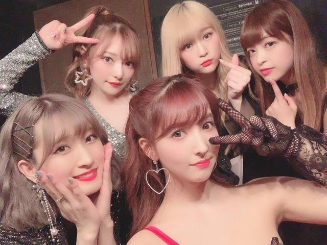 nhom nhac co dien vien khieu dam anh 6