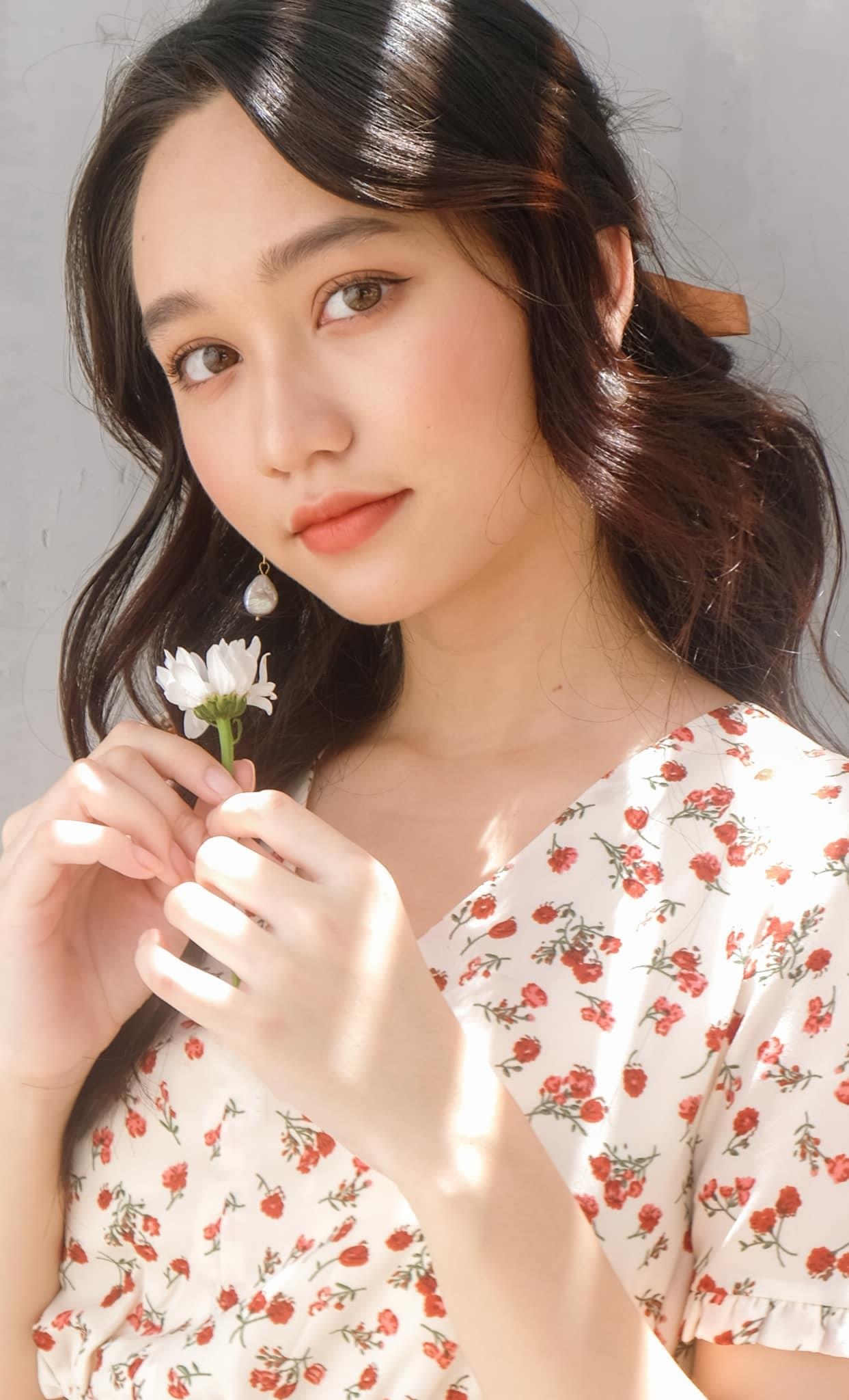 Ha Lan mat biec anh 2