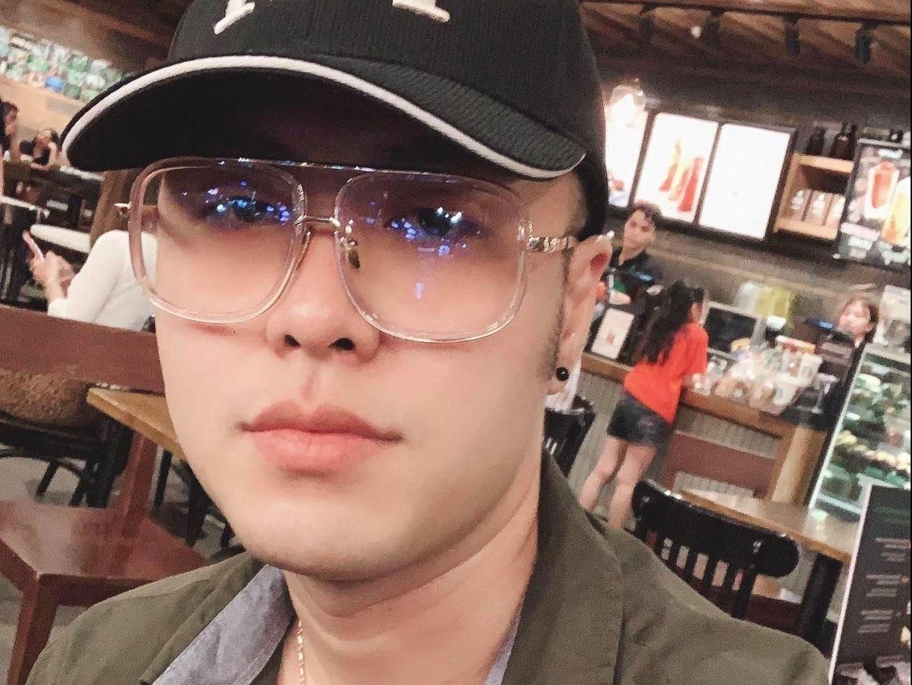 Ve ngoai cua Akira Phan sau khi nhan mi, hut mo toan than hinh anh