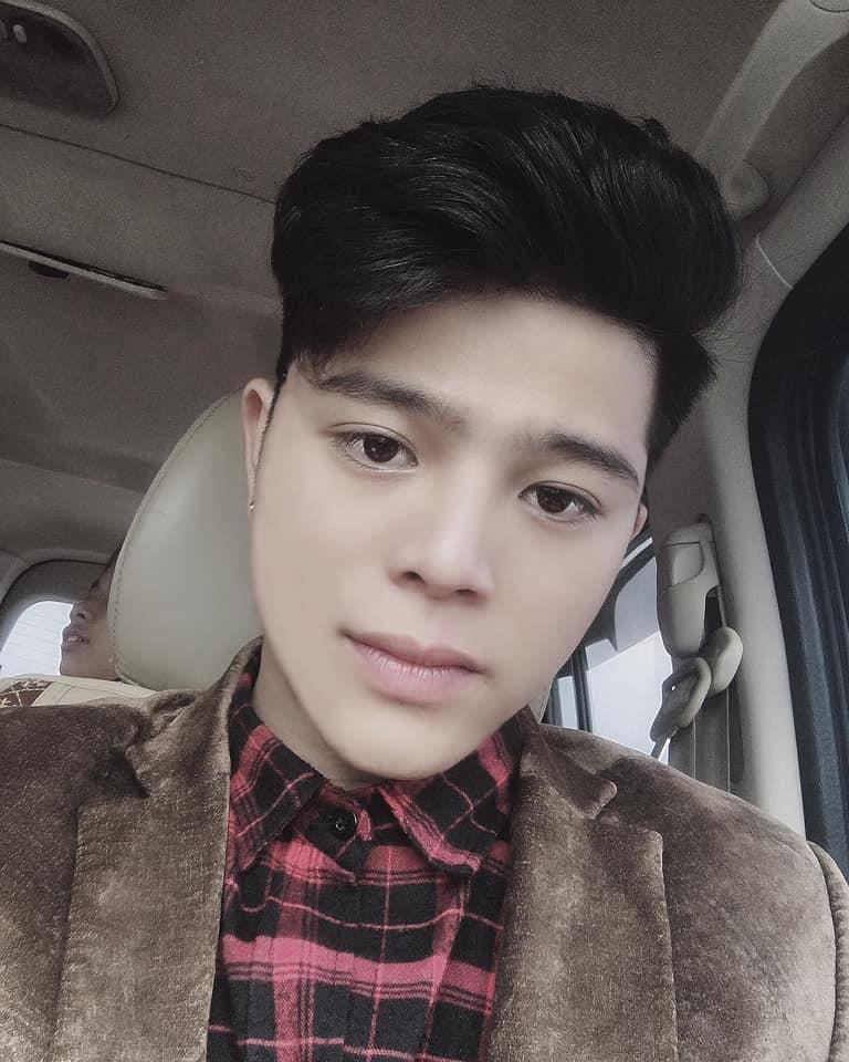 Quang Anh phau thuat tham my anh 7