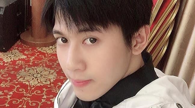 Chan dung chang ky su dien trai tro thanh quan quan The Voice hinh anh