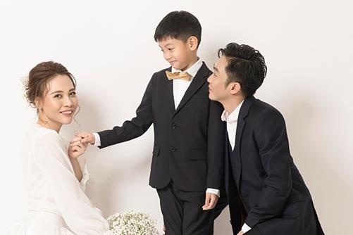 Cuong Do La va Dam Thu Trang cong bo anh cuoi truoc hon le hinh anh