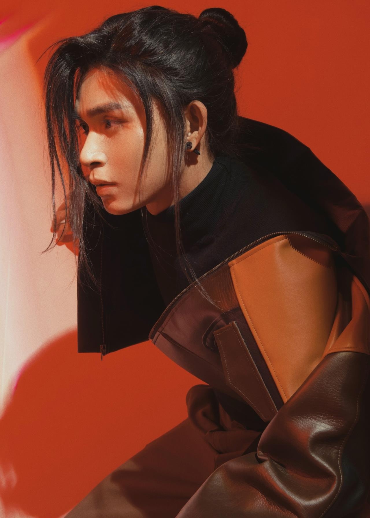 MV Hai ban tay cua Jun Pham anh 4