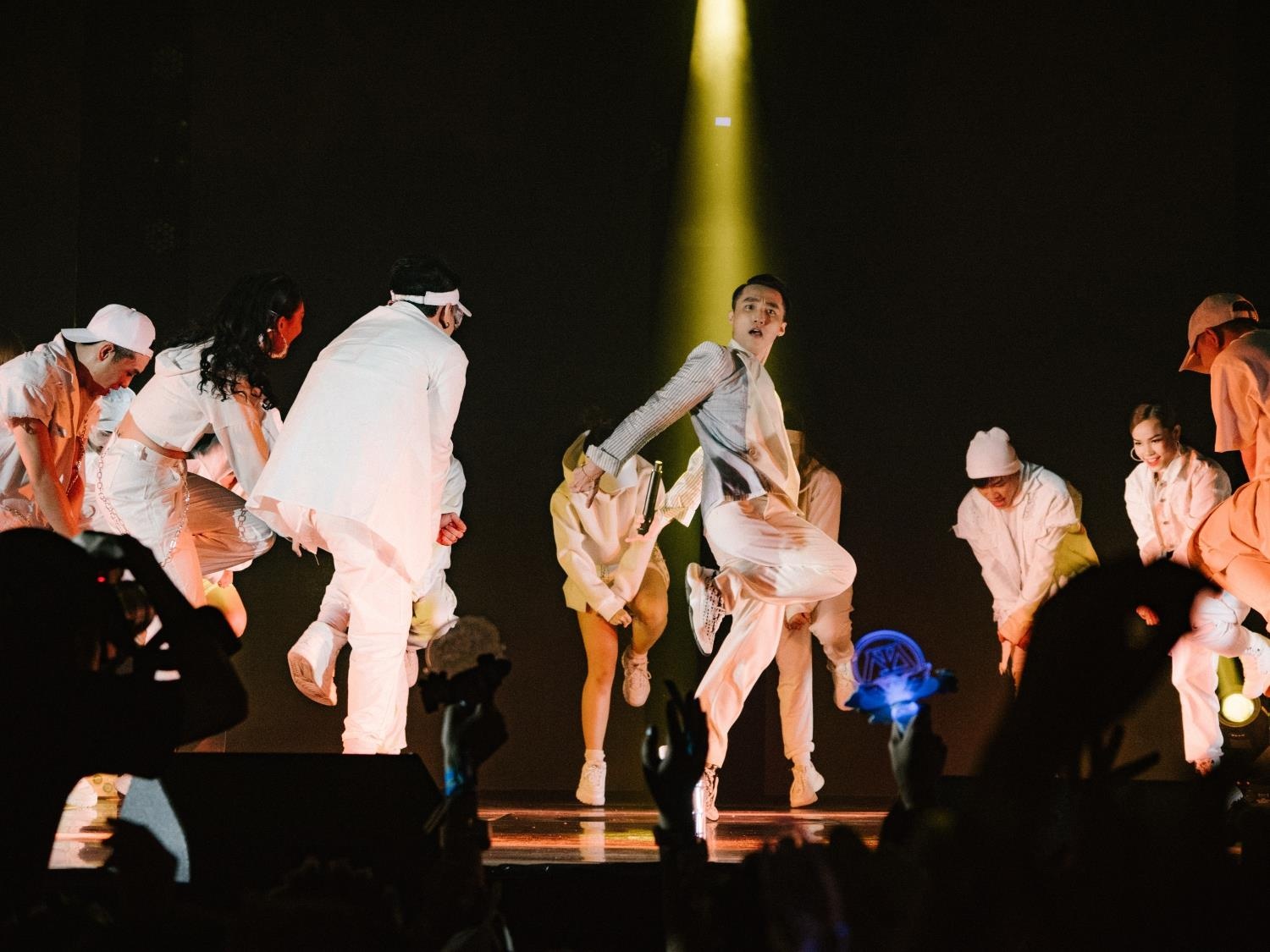 Son Tung sky tour 2019 anh 8