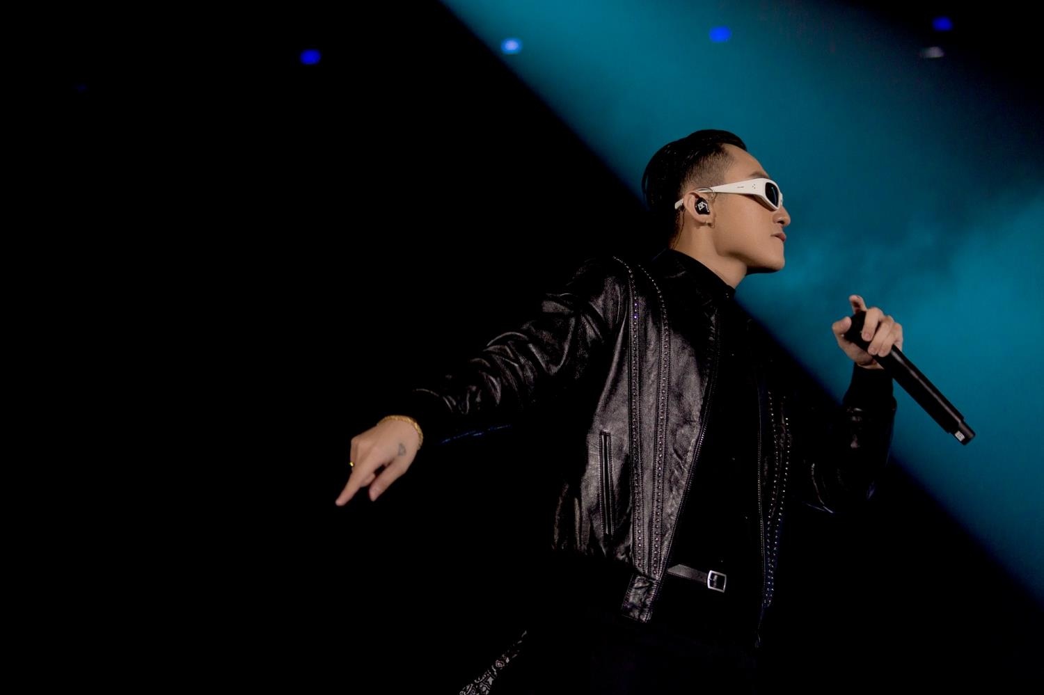 Son Tung sky tour 2019 anh 3