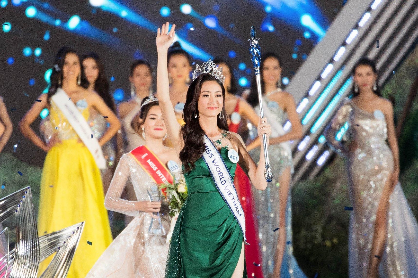 nhan sac hoa hau luong thuy linh anh 1