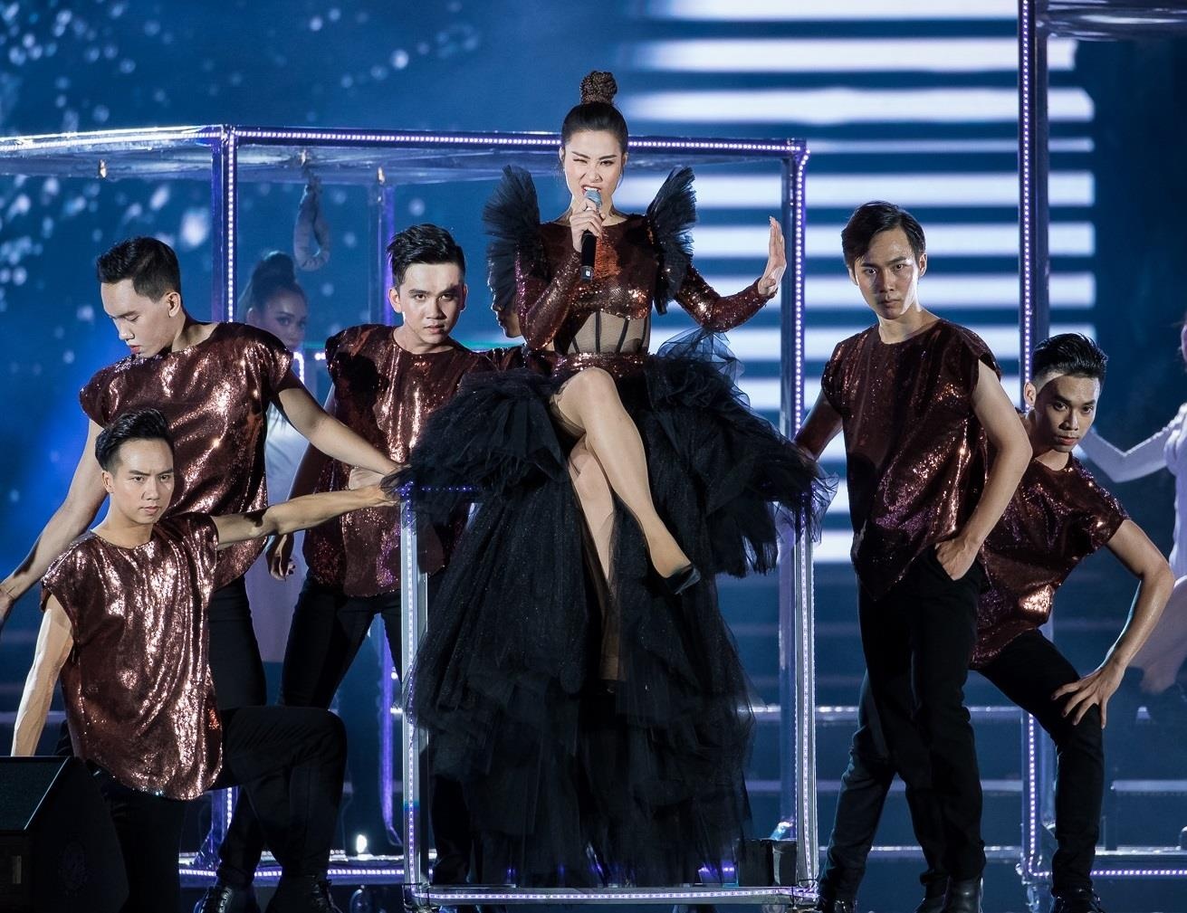 Chi Pu chung ket hoa hau anh 3