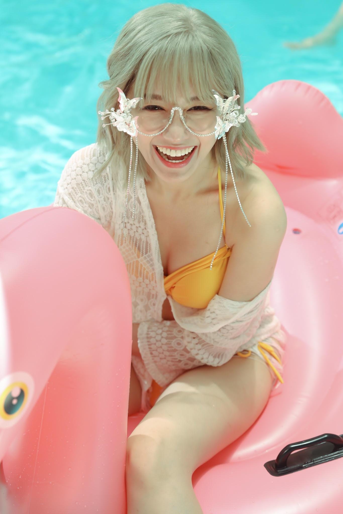 Hari Won mac bikini anh 2