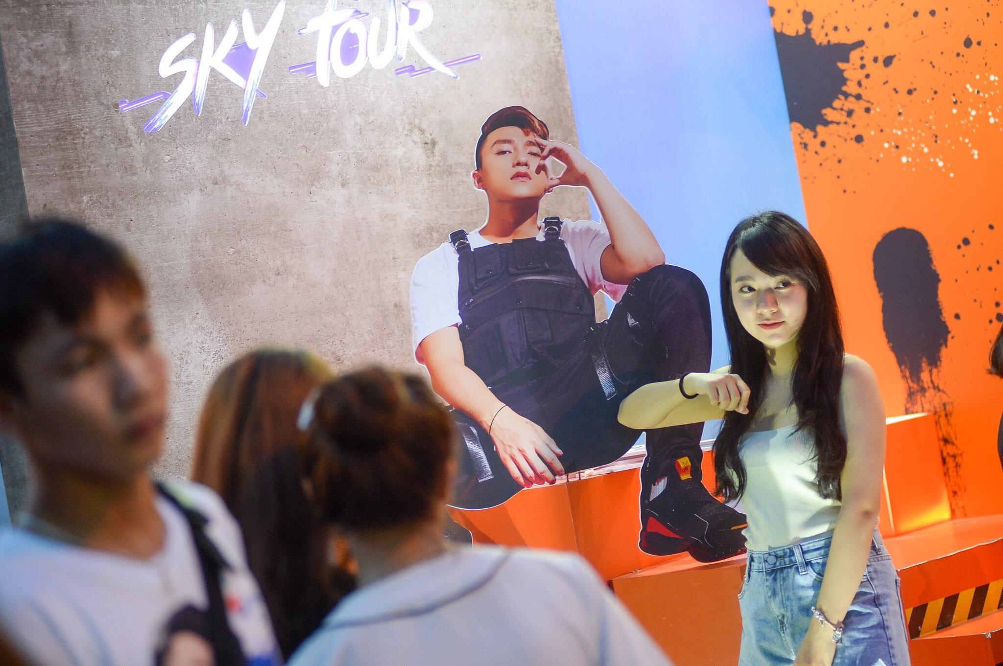 Sky Tour Son Tung anh 4