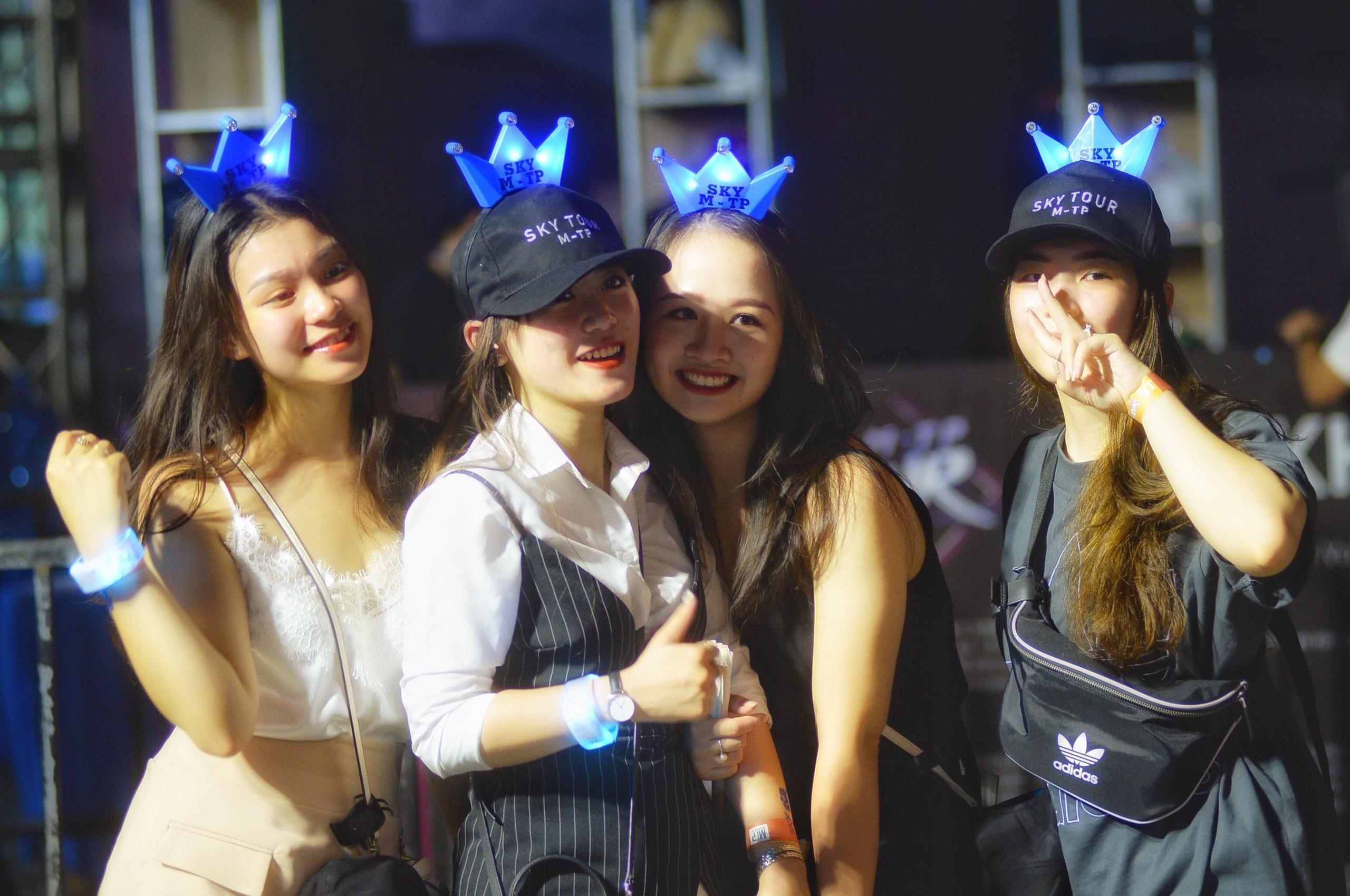 Sky Tour Son Tung anh 6