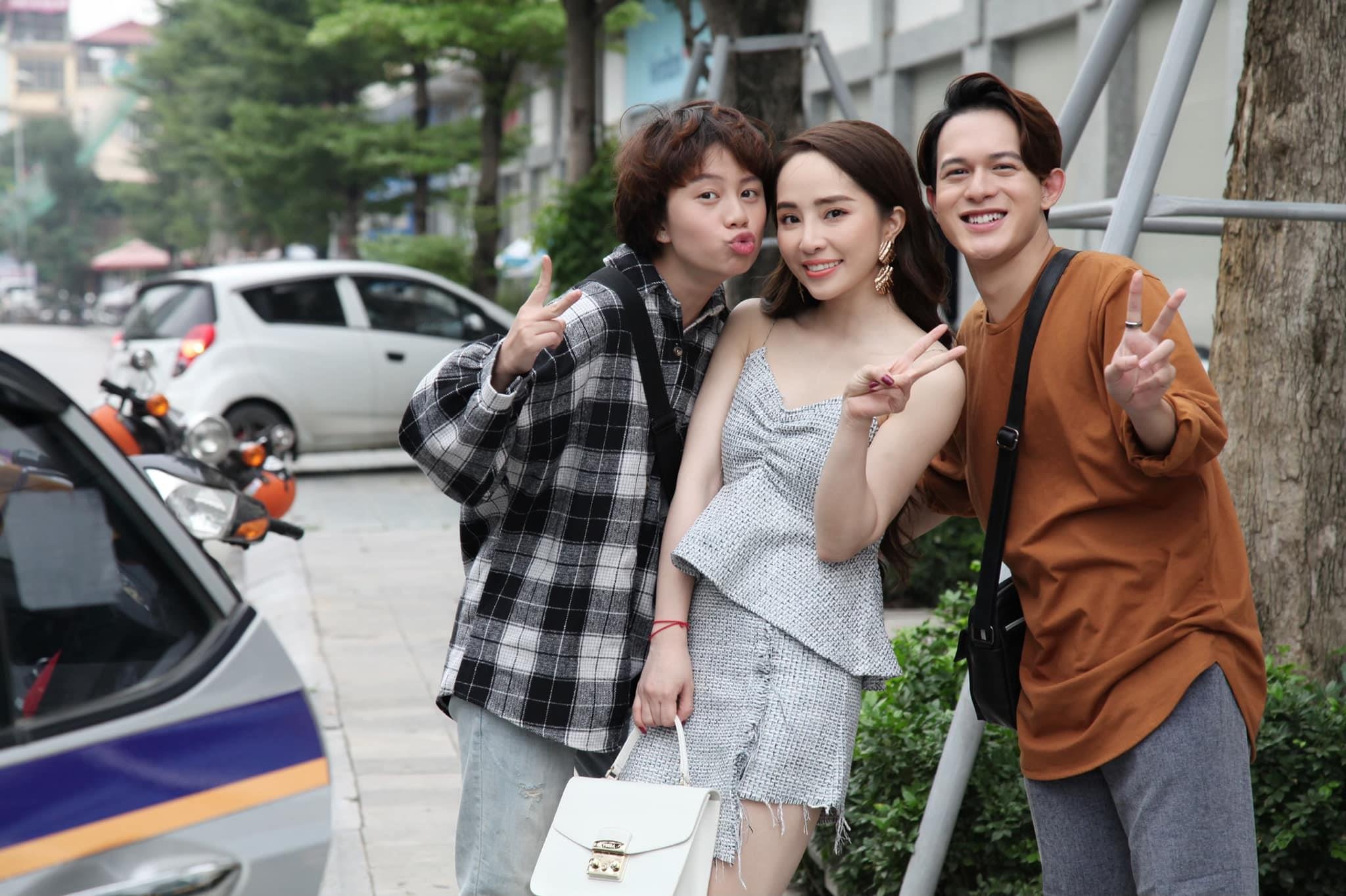 ve nha di con tap cuoi anh 3