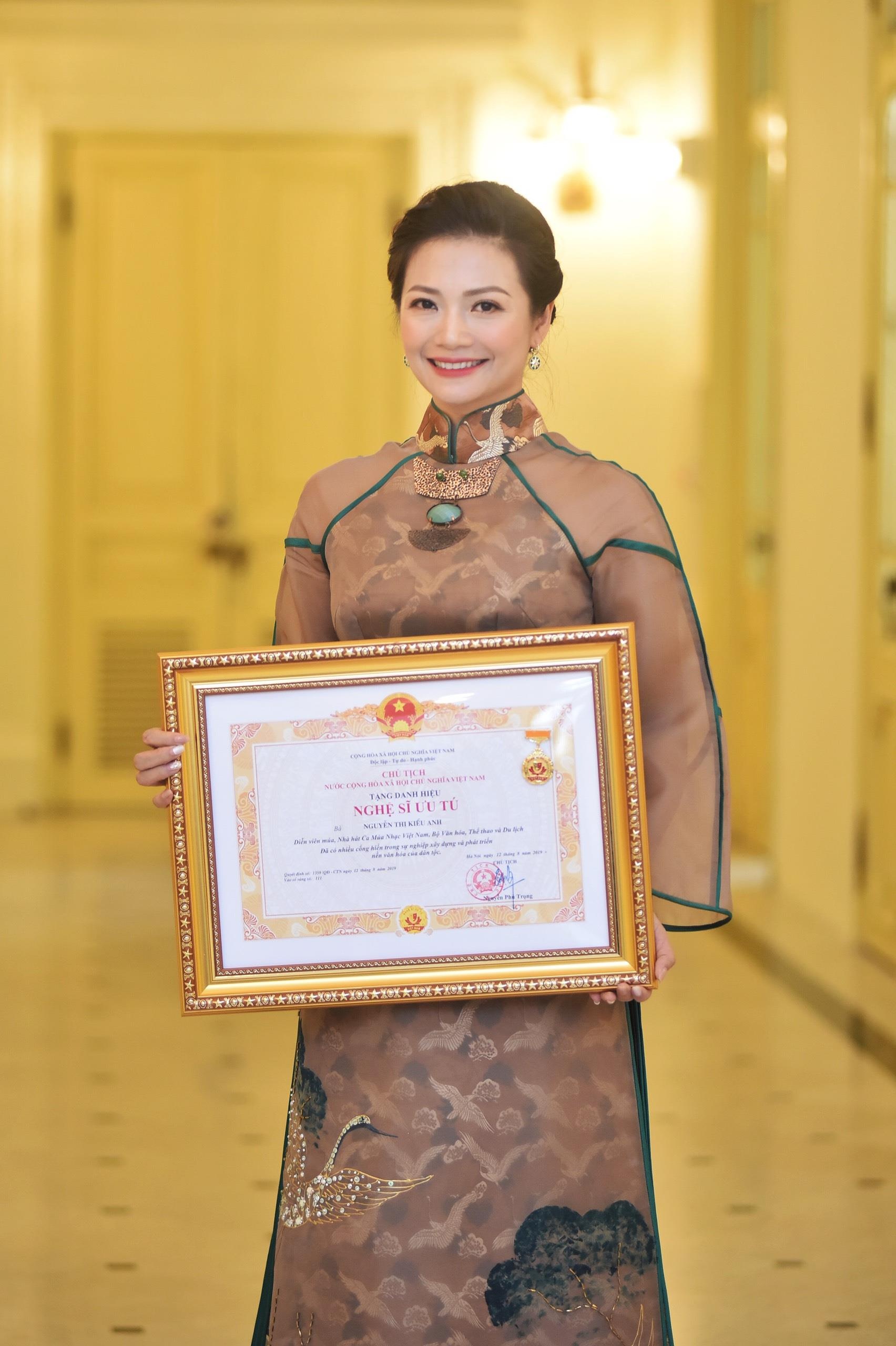 Phong tang danh hieu NSND NSUT anh 12