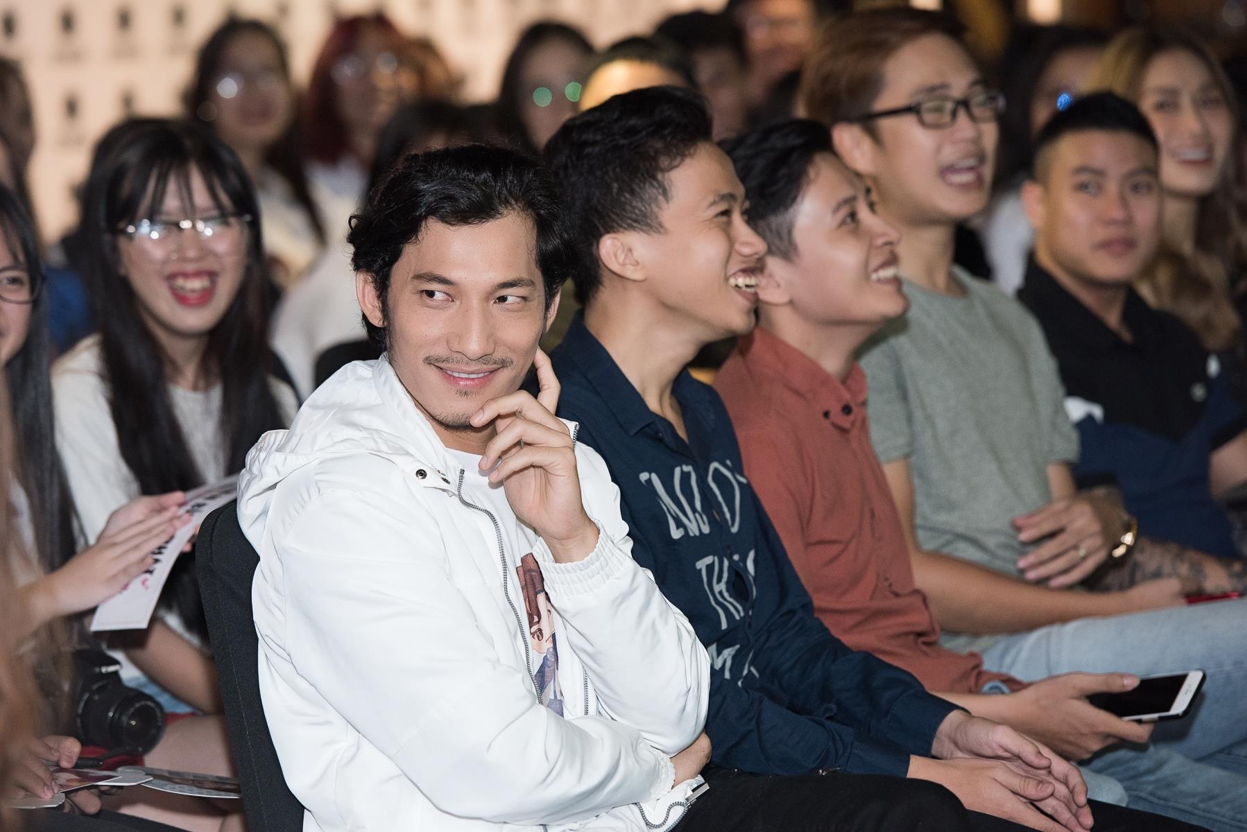 Lien Binh Phat hop fan anh 1