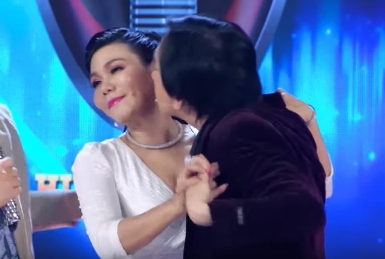 Kim Tu Long 'cuong hon' Ngoc Huyen tren song truyen hinh hinh anh