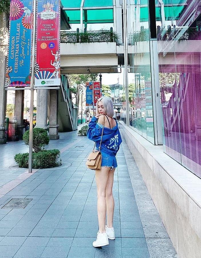 ca si chan dai anh 11