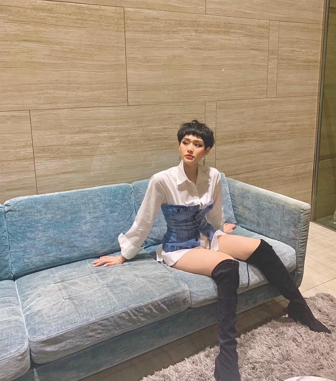 ca si chan dai anh 6