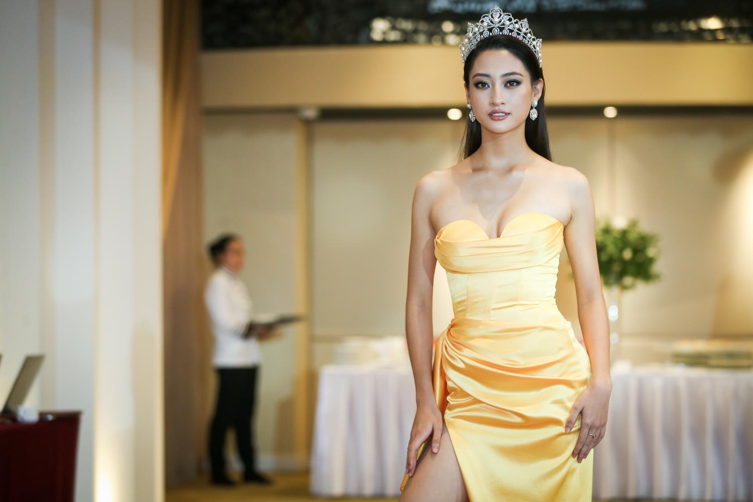 Tuong San thi Hoa hau Quoc te anh 6